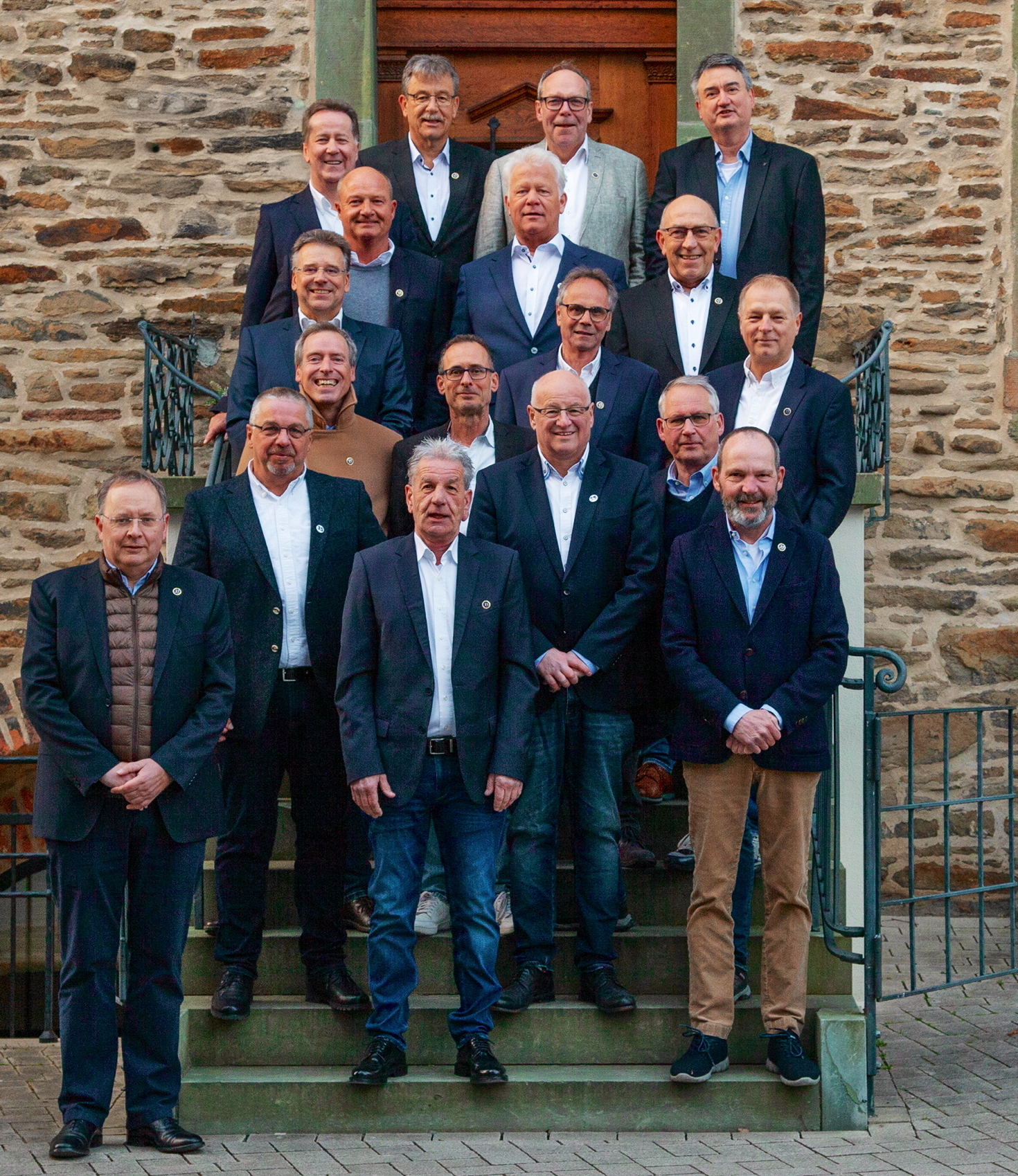 35y_Theo T_Gruppe_%283840%20x%202160%29_cut_web